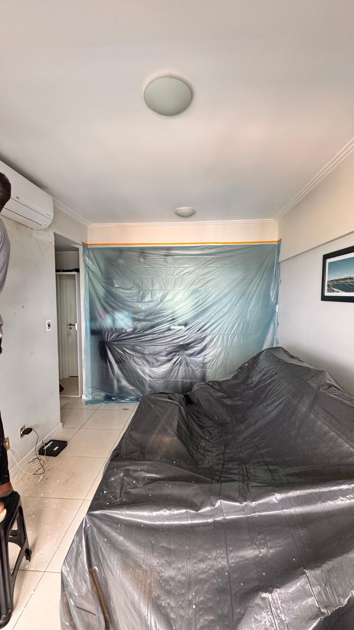 Reforma de apartamento — isolamento para pintura